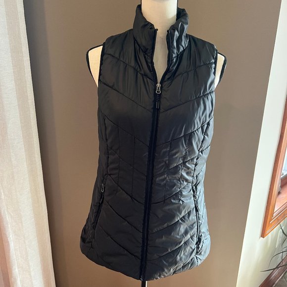 New Balance Jackets & Blazers - New Balance Black Puffer Vest Running Tech  Vest, Size Medium